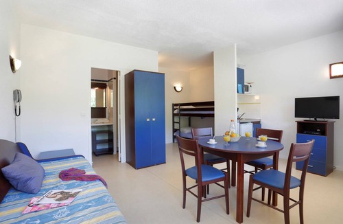 Vallon-Pont-d'Arc Apartment | Studio flat ∙ 1 bedroom ∙ 4 guests