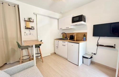 Alpes-Romans Apartment | Studio l'Azur - Garage & Clim - Valence