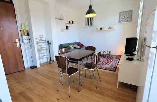 Vernier Apartment | Studio quartier liberation