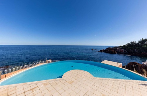 Le Trayas Apartment | Studio sea view, AC, parking - 4 guests
