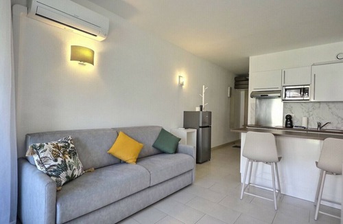 Miramar Apartment | Studio Vue d`or - 50 m de la plage de Miramar