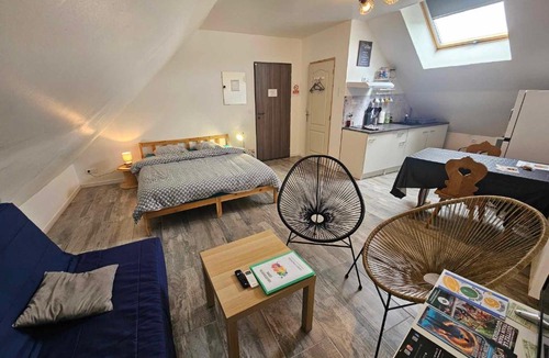 Cuvilly Apartment | Studios du Cèdre
