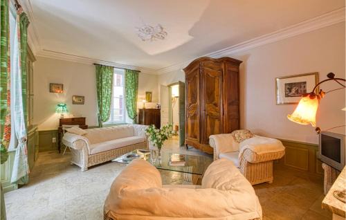 Saint-Jean-du-Bruel Apartment | Stunning Apartment In Saint Jean Du Bruel