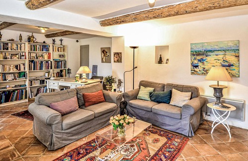 Violes House | Stunning home in Violès