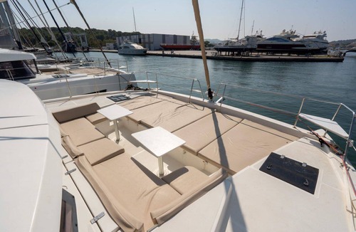Saint-Mandrier-sur-Mer Boat Rental | Sun-Kissed Sailing Adventure in Provence-Alpes-Côte d'Azur