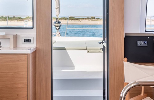 Saint-Mandrier-sur-Mer Boat Rental | Sun-Kissed Sailing Adventure in Provence-Alpes-Côte d'Azur
