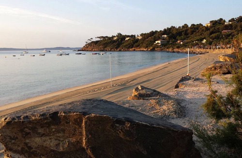 La Faviere Boat Rental | Sun-Kissed Sailing Adventure in Provence-Alpes-Côte d'Azur