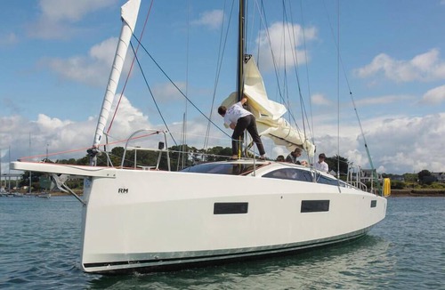 La Faviere Boat Rental | Sun-Kissed Sailing Adventure in Provence-Alpes-Côte d'Azur
