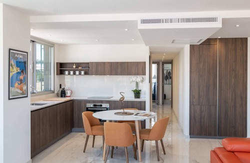 Juan-les-Pins Apartment | Sunny Duplex 5C - Three Bedroom Apartment, Sleeps 6