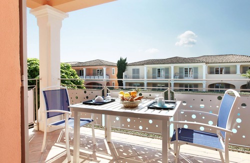 Grimaud Apartment | Super endroit ! Joli Studio équipé près du Port