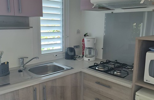 Saint-Laurent-en-Beaumont House | Super Venus 1 Mobile Home with Mountain View, Wi-Fi, and Air Conditioning