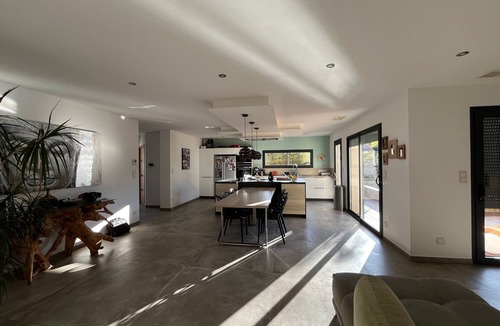 Cap d'Agde Villa | Superb air-conditioned villa with heated pool 300m from the beach