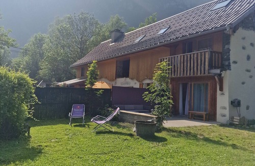 Le Bourg-d'Oisans Apartment | Superb apartment for seasonal or year-round rental in le Bourg-d'Oisans Isère