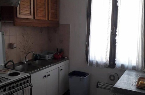 Les Poulettes Apartment | Superb Studio for Rent on Weekends