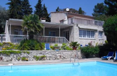 Le Liouquet Villa | Superb villa in a private residential field - Large pool