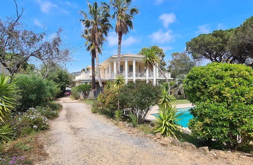 Plage de la Garonnette Villa | Superb Villa Louisiane (8-10 people)-5 min walk from La Garonnette beach