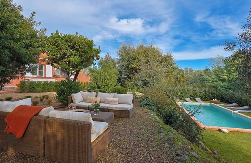 Grimaud Villa | Superbe Villa Plain-pied à 2 pas du Village de Grimaud - Propriété de 1700m2