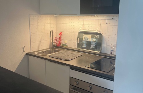 La Ciotat Apartment | T2 apartment with terrace. 100m from the beach, Quartier St Jean (garage)