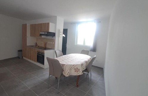 Concoules Apartment | T2 Concoules - Panorama, Randonnées, Etapes motards