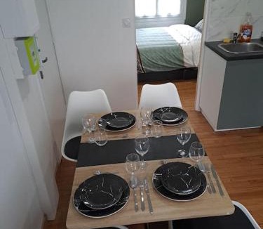 Oasis - Maroc Apartment | T2 Jacky IC./Moto/Circuit 24h/Oasis/Antares