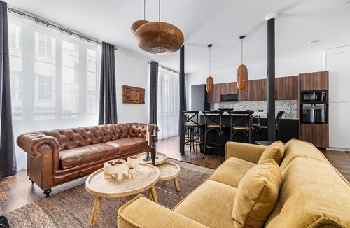 Quartier Saint-Ambroise Apartment | Taj Express