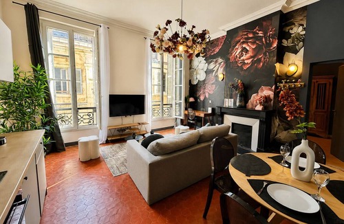 Belsunce Apartment | The Boudoir des Capucins near Canebière – Train Station – Old Port