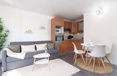 Saint-Jacques Apartment | The Cozy : Terrace Parking Pool A/C