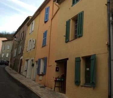 La Garde-Freinet House | The Nut House