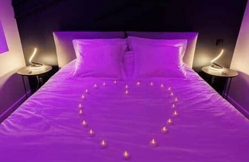 La Joliette House | The Purple Suite Spa/Balneotherapy/Air conditionin