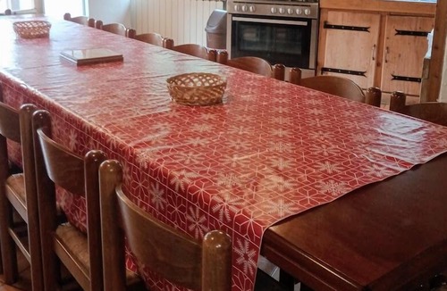Monetier-les-Bains Ski Chalet | The south-facing chalet for 17 people