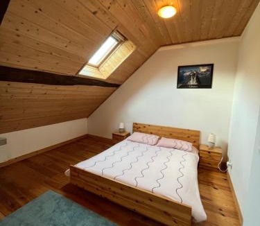 Le Bourg-d'Oisans House | The Stable House Bourg d’Oisans -bike/hike/ski
