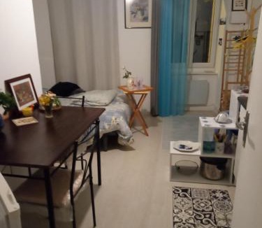 Castelnau-Durban Apartment | Tiny Studio Ariège Pyrénées