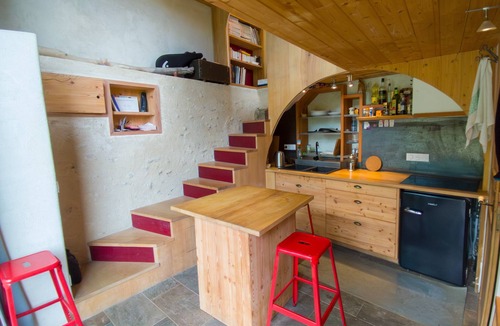 Die Villa | To the Rhythm of Diois – Two Independent Gîtes for up to 20 Guests Facing the Vercors