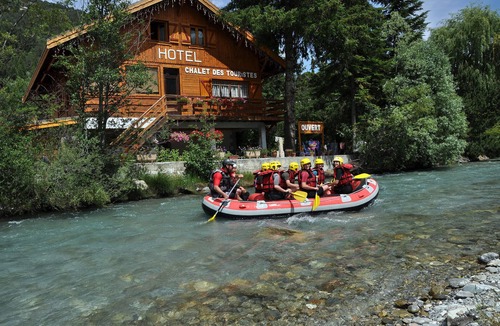 La Salle-les-Alpes Ski Chalet | Tourist chalet