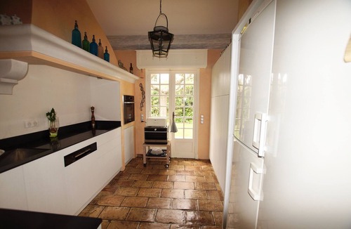 Saint-Tropez Villa | Townhouse with garden and pool