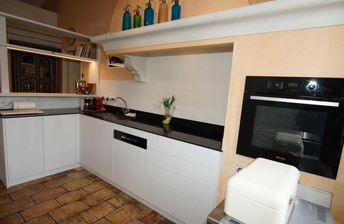 Saint-Tropez Villa | Townhouse with garden and pool