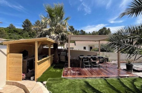 Combaillaux House | Treat yourself to a moment of tranquility in this villa!