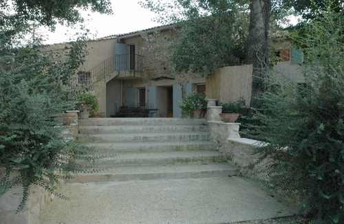 Villelaure House | Typical Provencal farmhouse