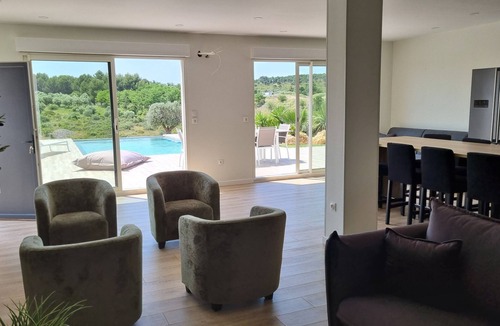 Juvignac House | Unforgettable: Stay with panorama and swimming pool