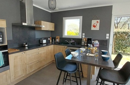 La Bernerie-en-Retz House | Vacation home, 850 m from the beach, sleeps 8/10. LA BERNERIE EN RETZ