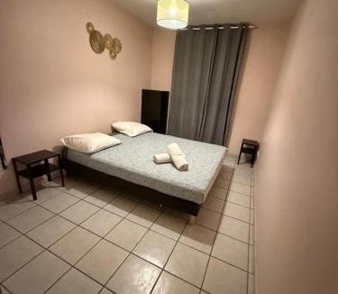 Gorge de Loup Apartment | Vaise