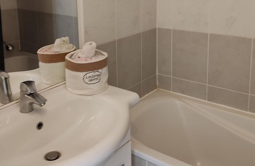 La Lironde Apartment | Very cozy apartment for weekend or stay city or sea