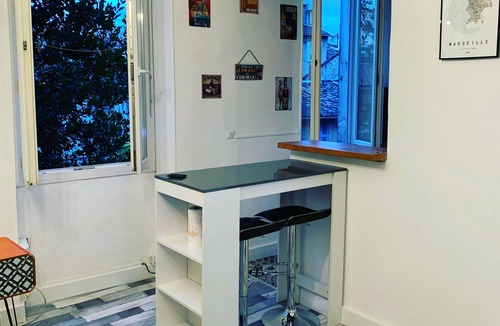 Les Chartreux Apartment | Very quiet t2 reversible air conditioning