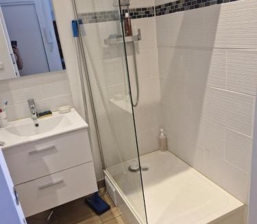 Baille Apartment | Vieux Port 10 min away, beach 30 min by bus