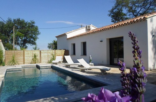 Saint-Marcellin-les-Vaison Villa | VILLA LES GRANGES- SWIMMING POOL surrounded by a green park overlooking the mountains