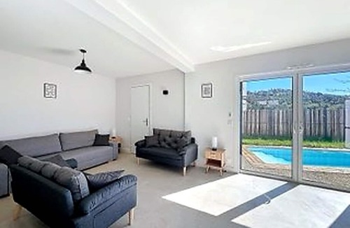 Pegomas House | VILLA 120m2, swimming pool, 4 bedrooms, 8 pers, 15minutes CANNES and GRASSE, 30min NICE