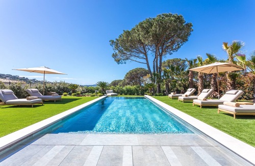 Sainte-Maxime Villa | Villa 400m² | Sea view | close to the center | luxury