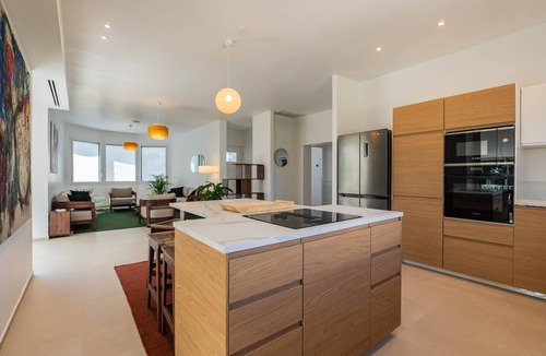 Villeneuve-Loubet Villa | Villa 5 ch. Mer et Rivière entre Nice & Cannes