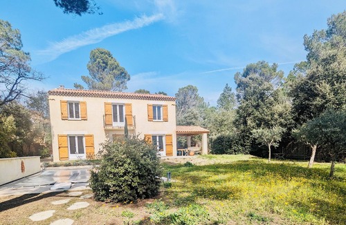 Bedoin Villa | Villa, 500m to the centre, 3 bedrooms, swimming pool, in a quiet pine forest