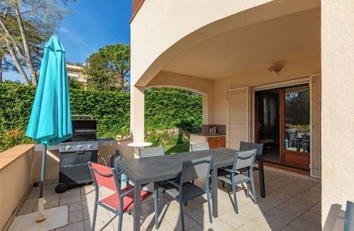 Cap-d'Antibes Villa | Villa 7 de Chambres - L'ilette - 100 m from the beach in a quiet area